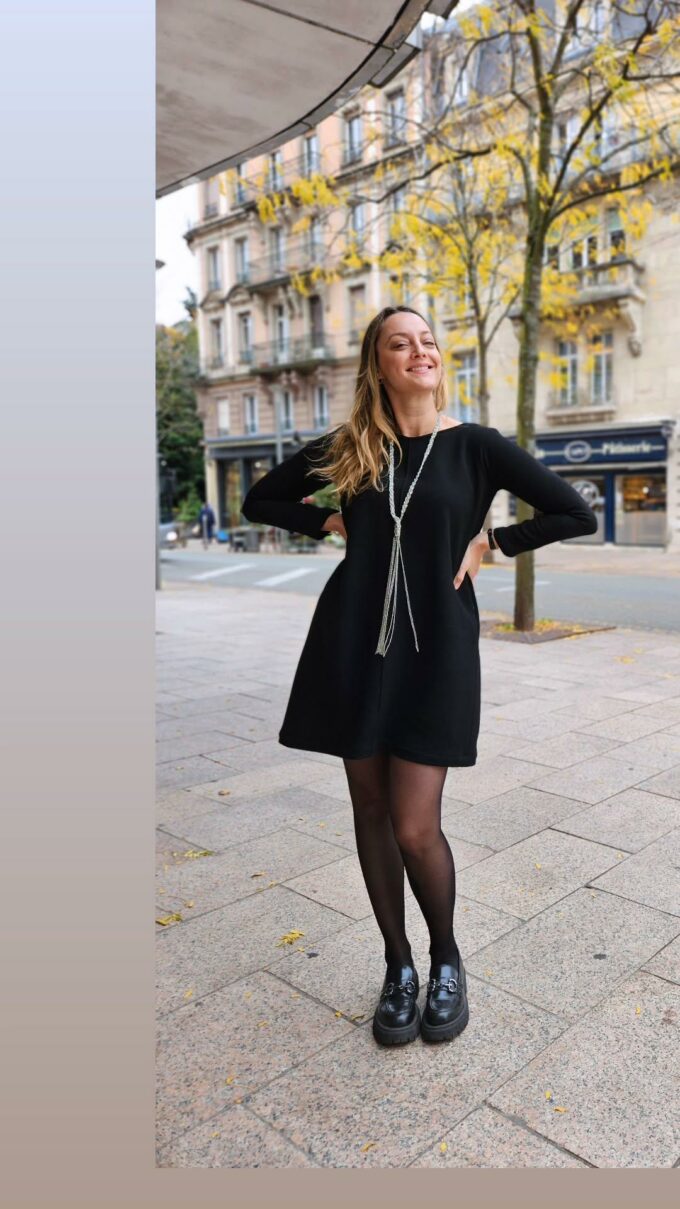 Robe noire laine