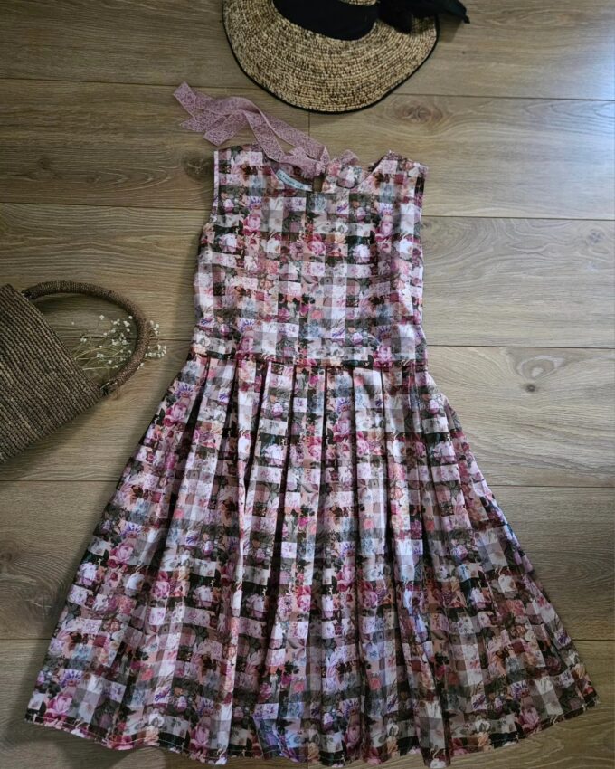 Robe rose coton fleurs
