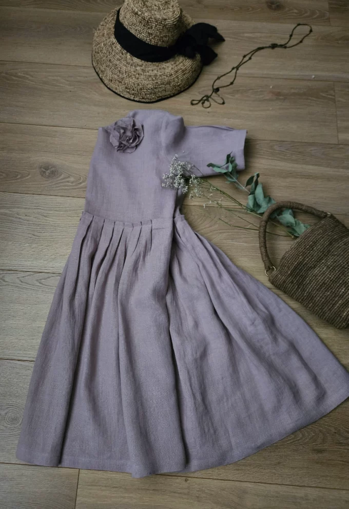Robe rose poudré